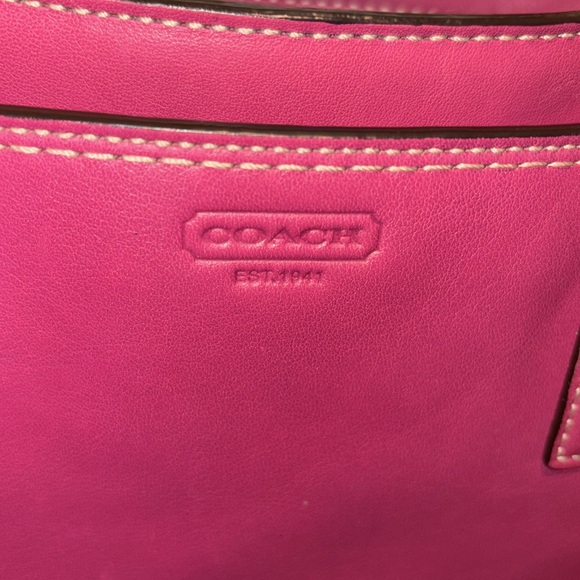 Coach  shoulder bag  thick smooth leather bright pink  Silvertone HW f13675  EUC - Picture 8 of 17